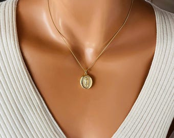 Collar con medallón de la Virgen María bañado en oro, cadena de eslabones, joyería religiosa católica