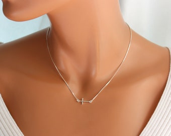 ★Hei★ [Oh My Girl Yubin wearing][sv925] cubic cross neckla 오마이걸 유빈 착용][sv925] cubic cross necklace - 감도 깊은