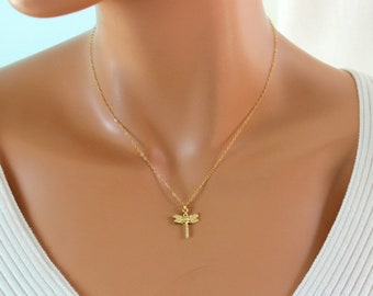 Gold Dragonfly Charm Necklace Women Grils Medium DragonFly Pendant Jewelry Gift High Quality