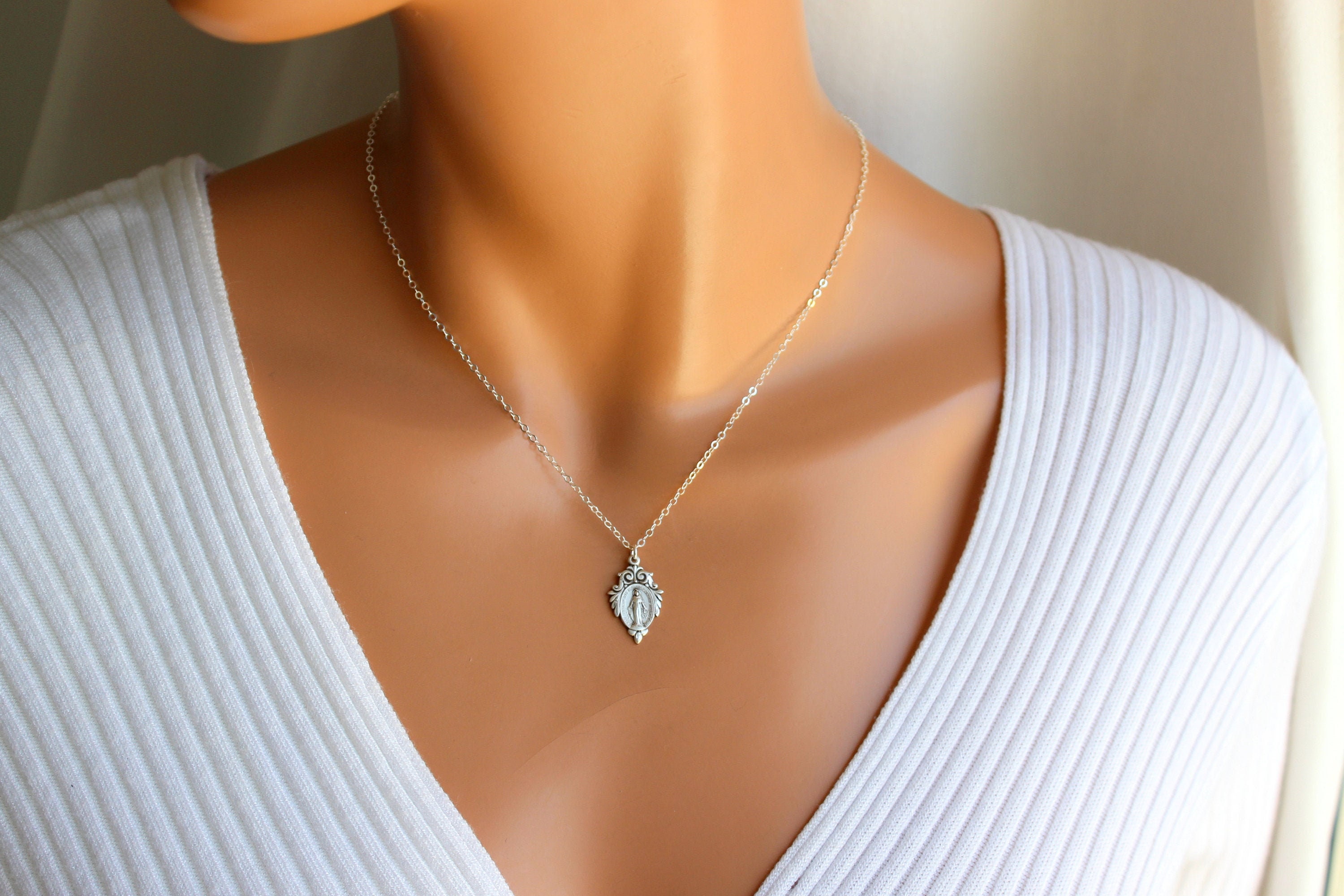 Sterling Silver Miraculous Medal Pendant Necklace Virgin Mary Charm ...