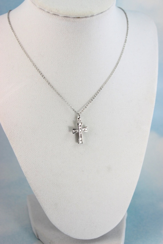 Cross Necklace Women White Gold Filled Sterling Silver Women High Quality Crystal Crosses Charm Pendant Crystals Christian Jewelry
