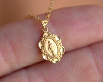 BEST SELLER Ladies Gold Miraculous Medal Sterling Silver Small Dainty Little Charm Necklaces Catholic Jewelry Superb Girls Confirmation Gift