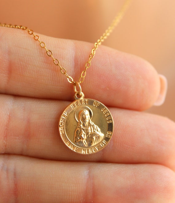 14k Gold Filled Jesus Charm Necklace Dainty Small Round Gold Jesus Pendant Necklaces Catholic Jewelry Gift Sterling Silver Jesus Charm