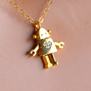 Sweet Gold or Silver Robot Heart charm NecklaceWomen Little Girls Heart Necklaces Dainty Jewelry Gift for her