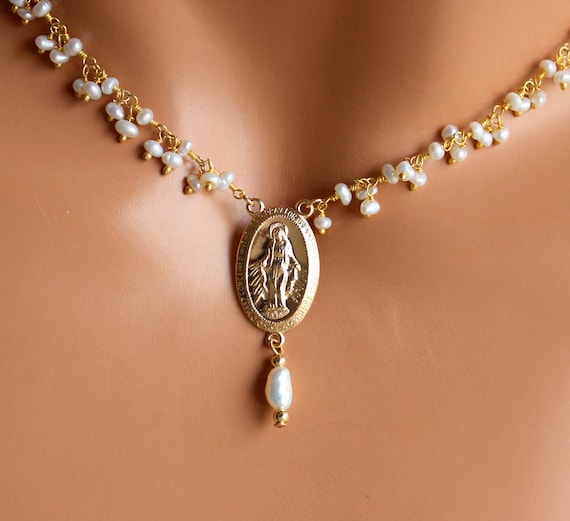 Beautiful necklaces on sale for sale