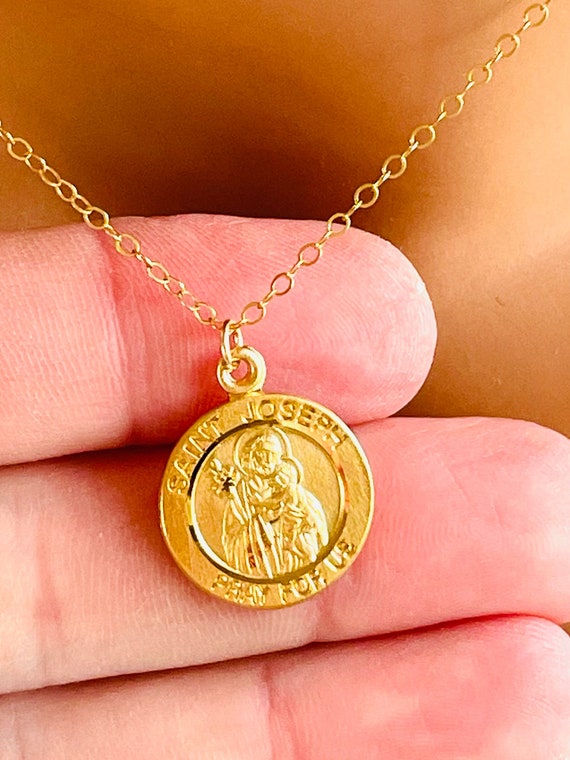 Small Gold Saint Joseph Charm Necklace Sterling Silver Small Round Pendant Women Girls Catholic Baptism Confirmation Gift Round Protection