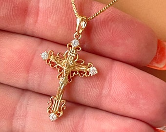 Collar con cruz de crucifijo chapado en oro de 18 quilates: joyería religiosa católica, cadena tipo caja.