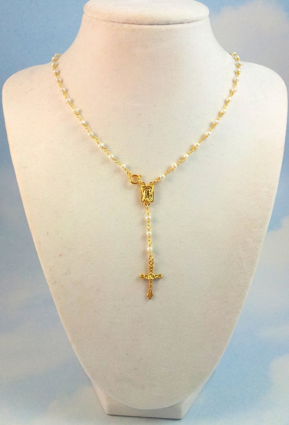 BEST SELLER Gold Rosary Necklace Women Crucifix Cross Miraculous Mary Pearl Rosary Catholic Jewelry Pearl Necklace Confirmation Gift for Mom