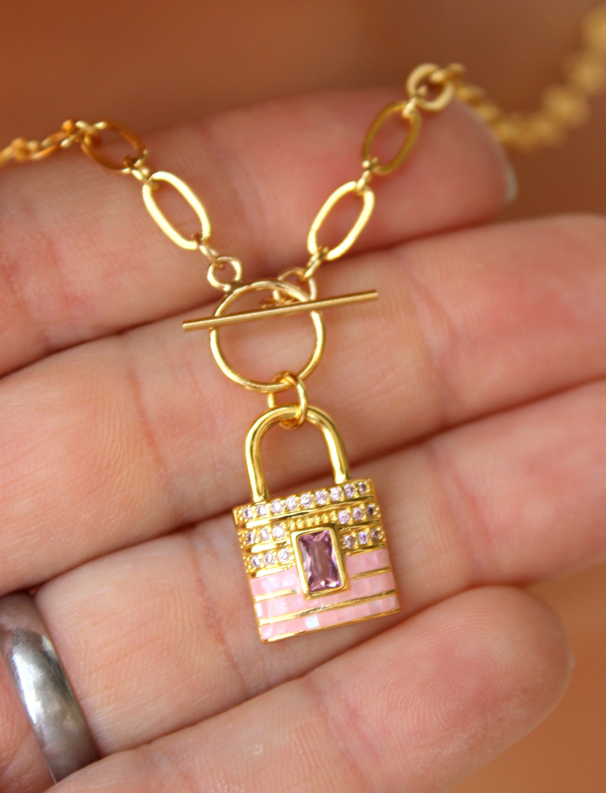 Gold lock choker Clearance