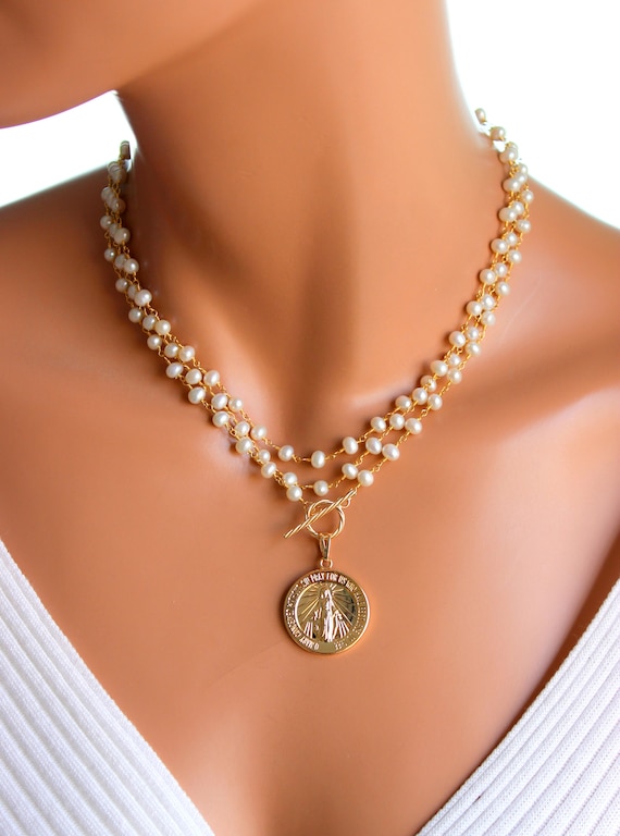 Pearl Necklace Women Gold Mary Pendant Necklace Multi Strand Pearl Choker Gold Miraculous Medal Religious Jewelry Long Pearl Necklaces Gift