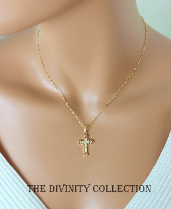 Buy Zumrut Silver Plated Stainless Steel White Jesus Crucifix Cross Pendant  Locket (Men and Women) Online at Best Prices in India - JioMart.