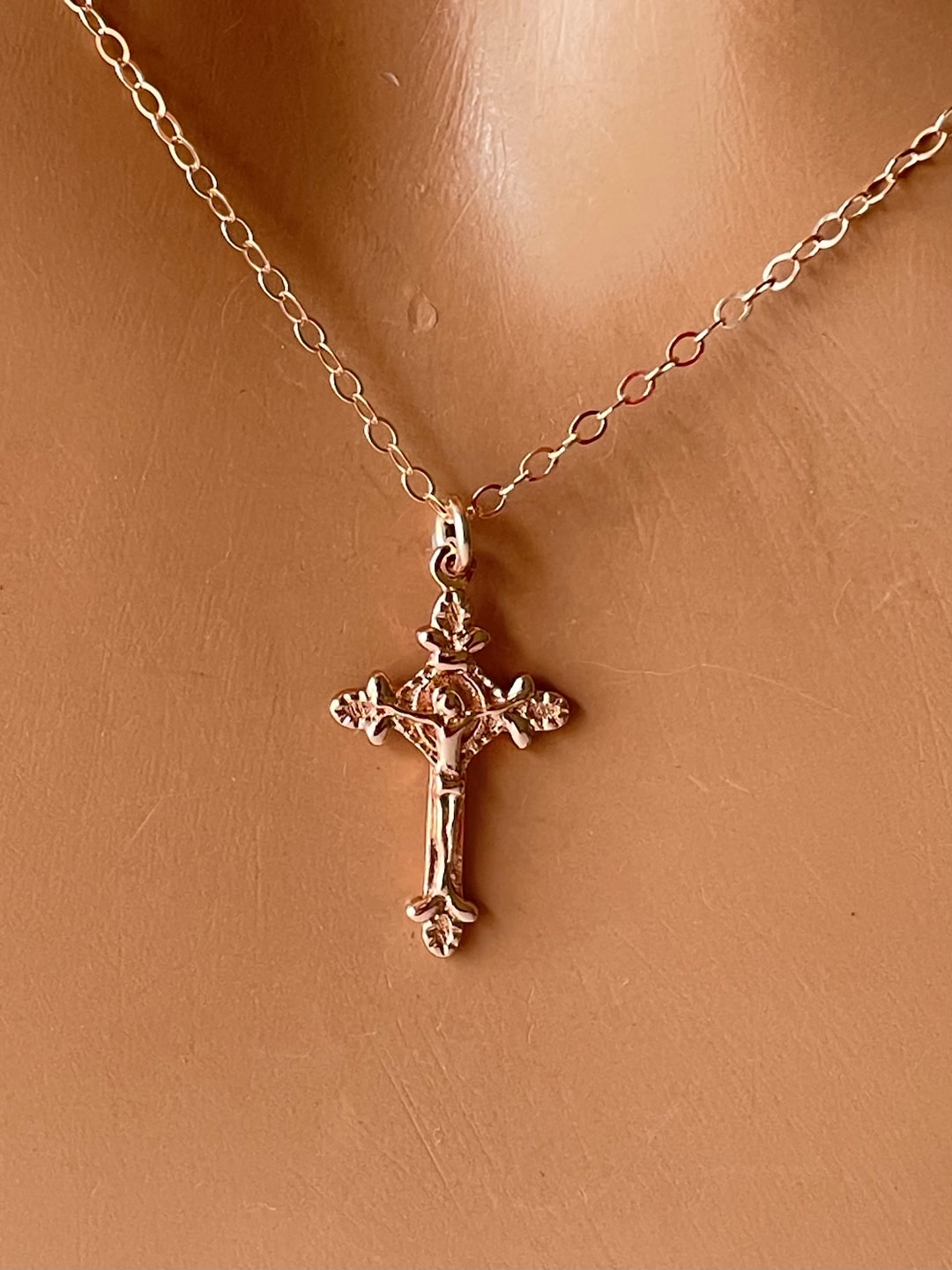 Delicate Jewelry Rose Gold Cross Necklaces Rose Gold Crucifix