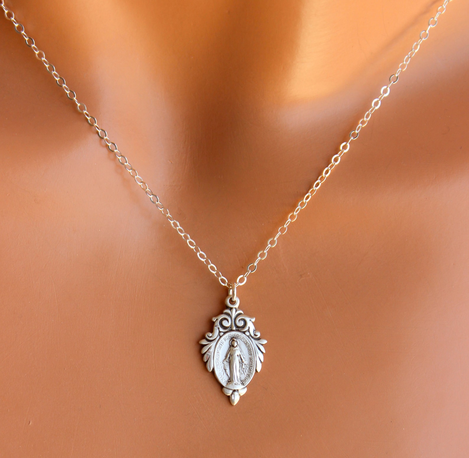 Sterling Silver Miraculous Medal Pendant Necklace Virgin Mary Charm ...