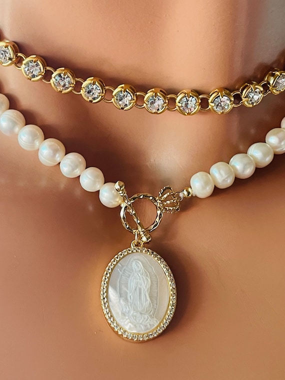 Pearl necklace 2020 discount