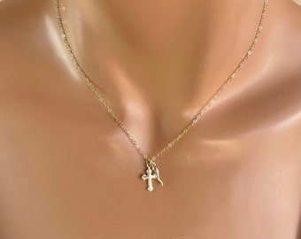 BEST SELLER Tiny Gold Italian Horn Necklace Gold Horn Charm Small Cross Dainty Women Cornetto Cornicello Charm Italy Gift