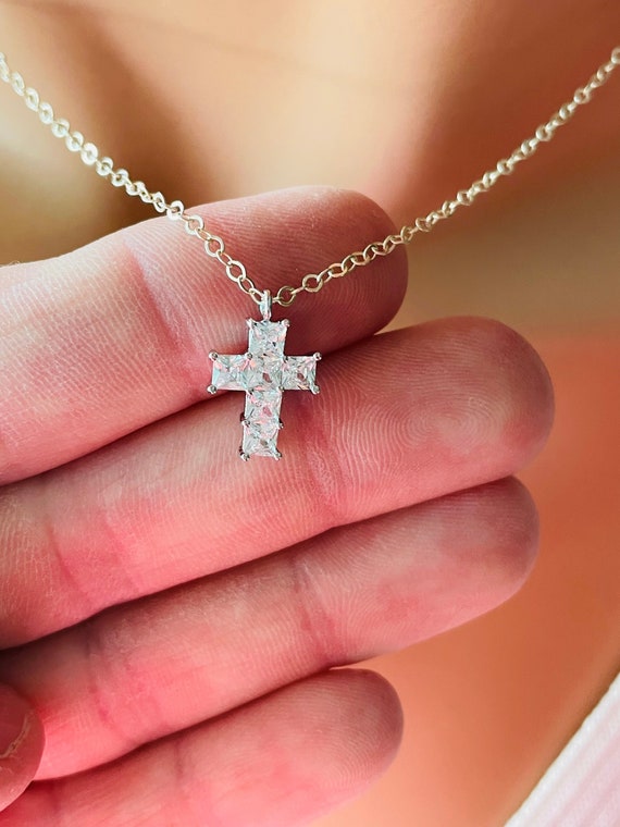 Small Sterling Silver Crystal Cross Necklace Dainty Cross Charm CZ Pendant Women Little Girls Jewelry Christian Catholic Gift High Quality