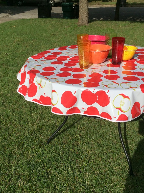 60 Oilcloth Tablecloth Round Red Apple With Hole White 60 Oilcloth Tablecloth Round Red Apple, Round Oilcloth Tablecloths