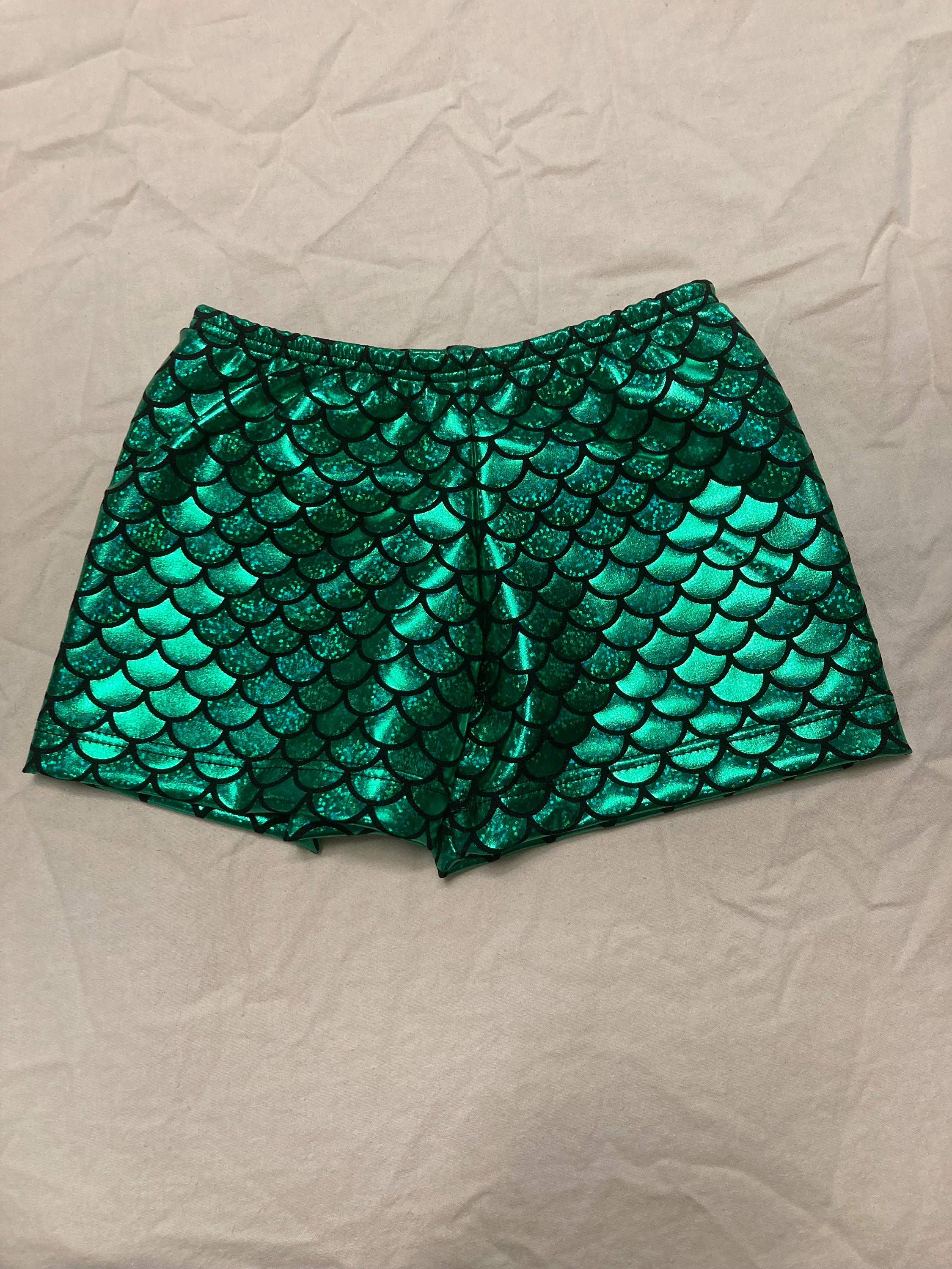 Splendor flying Women's Shiny Mermaid Fish Scale High Waist Shorts :  : Clothing, Shoes & Accessories