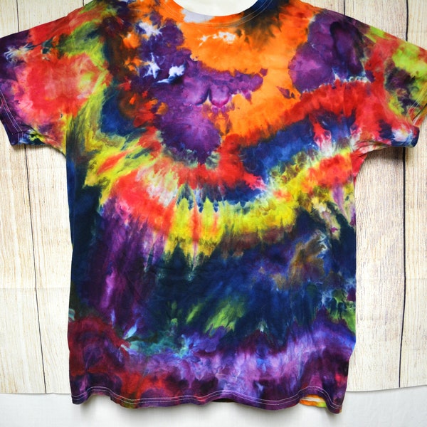 NOUVEAU! Super Vibrant Ice Dyed Adult XL Tie Dye T-Shirt, Hippie Tie Dye, Tee shirt teint, Boho Look, Psychédélique