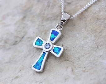 Collier croix d'opale argentée, collier croix d'argent opale, chaîne Choisissez, bijoux croix d'opale bleue.