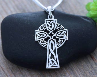 Sterling silver Celtic Cross, Celtic Jewelry, Small Irish cross necklace, Mens necklace, Father knot necklace, Trinity Cross, R- 5251