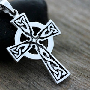 Mens Celtic cross necklace, Fathers Day Gift. sterling silver mens irish jewelry, mens Cross  jewelry, mens Celtic Cross. Cross jewelry. 261
