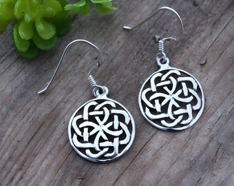 Sterling silver Celtic Knot Earrings, Celtic Eternal Love Irish Earrings Celtic Earrings. Hypoallergenic Earring Nickel Lead Free. 107