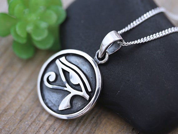 eye of horus pendant silver
