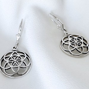 Sterling silver Knot Earrings, Silver Irish Celtic Earrings. Friendship Symbol. Leverback or Hook, Hypoallergenic Earring, No Nickel/Lead
