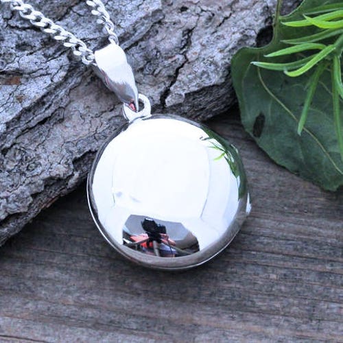Sterling Silver Locket Round Locket 