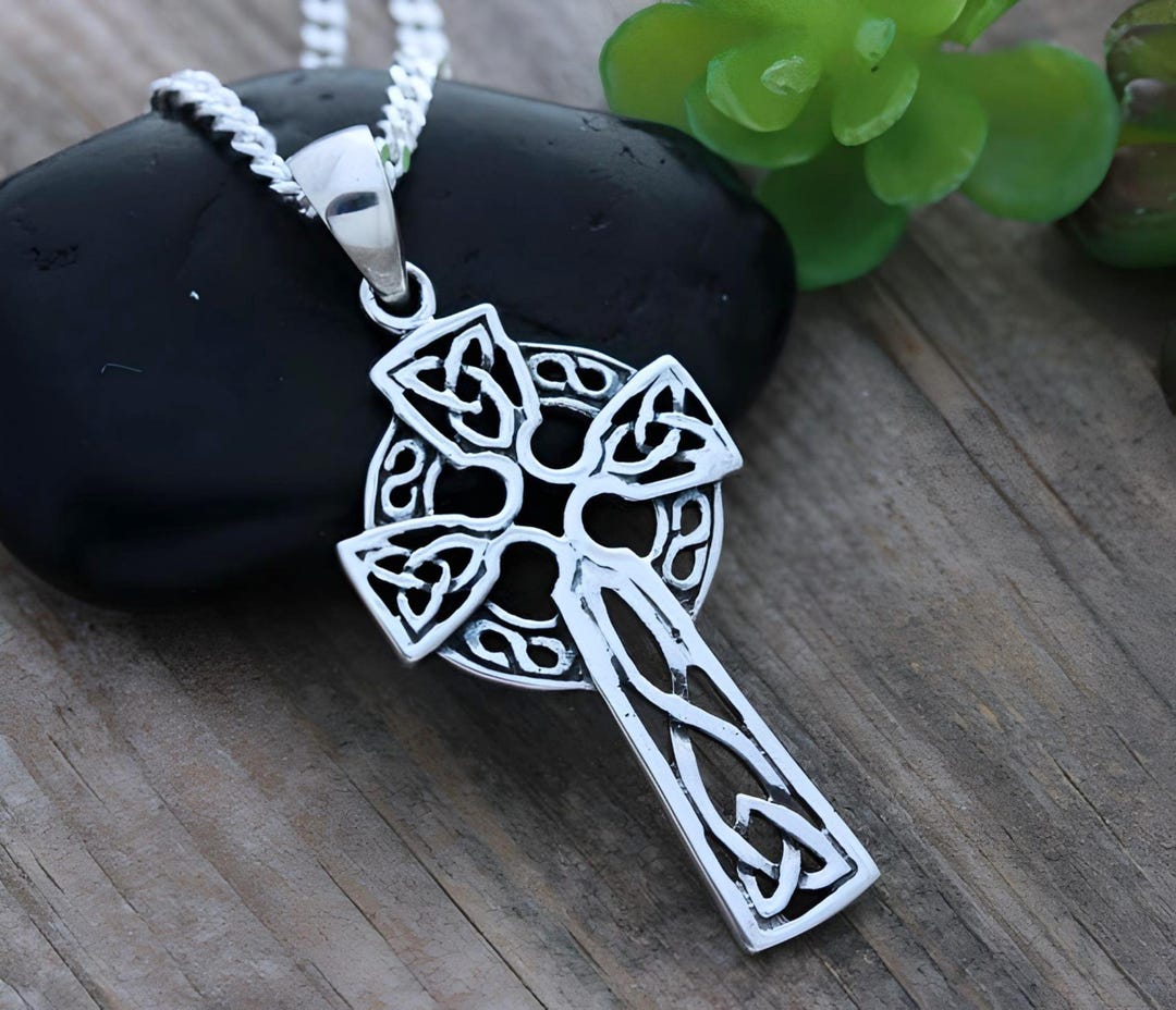 Orecchini celtici in argento Sterling 925 a forma di croce per le