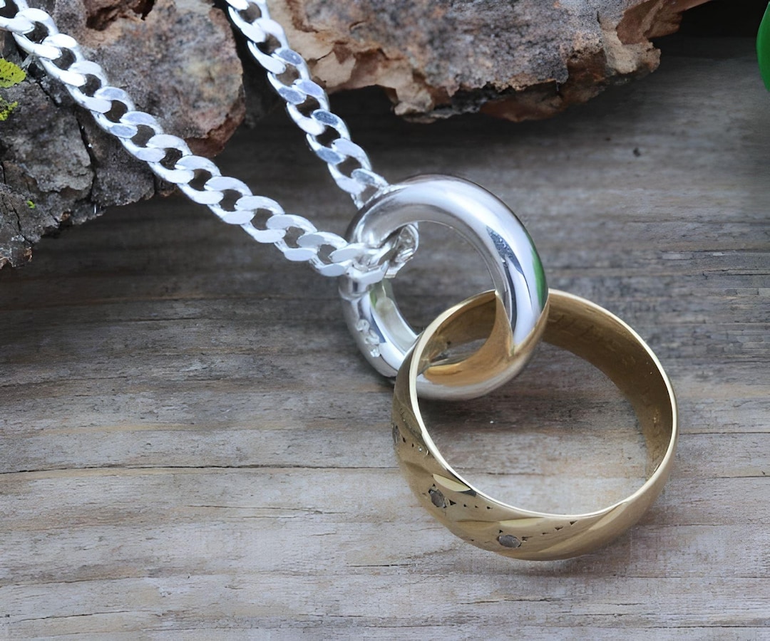 Sterling Silver Small Ring Holder Necklace, for Small Ring. Ring Keeper