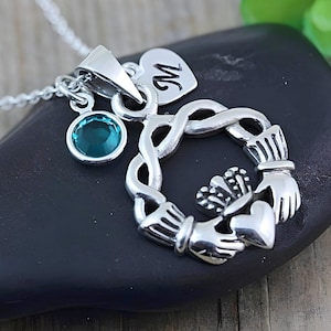 Collier Claddagh, bijoux personnalisés, collier avec initiales et pierres de naissance, noeud celtique en argent, amour, fidélité, symbole d&#39;amitié