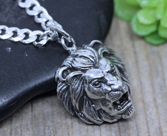 Kiss of Leather Pendentif tête de lion en argent sterling 925 avec cordon en coton SI.279 