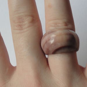Vintage Large Pink & Brown Ring Approx. Size 5