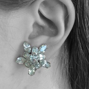 Vintage Silver Tone Rhinestone Flower Clip On Earrings
