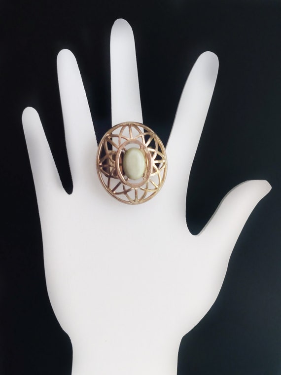 Vintage Gold Tone Statement Ring: Light Green Sto… - image 7