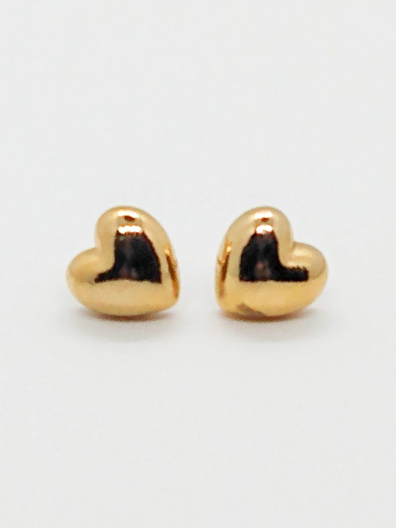 Vintage small gold tone heart shaped metal minima… - image 1