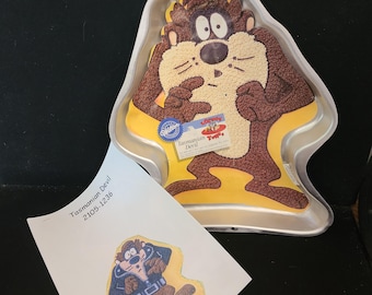 Wilton Taz Tasmanian Devil Cake Pan Birthday Kids Party Original Insert Color Copy of Instructions Looney Tunes Warner Brothers Cartoons