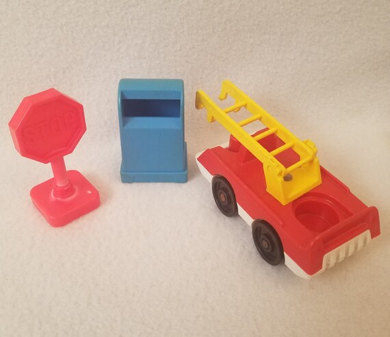 fisher price little people fire truck