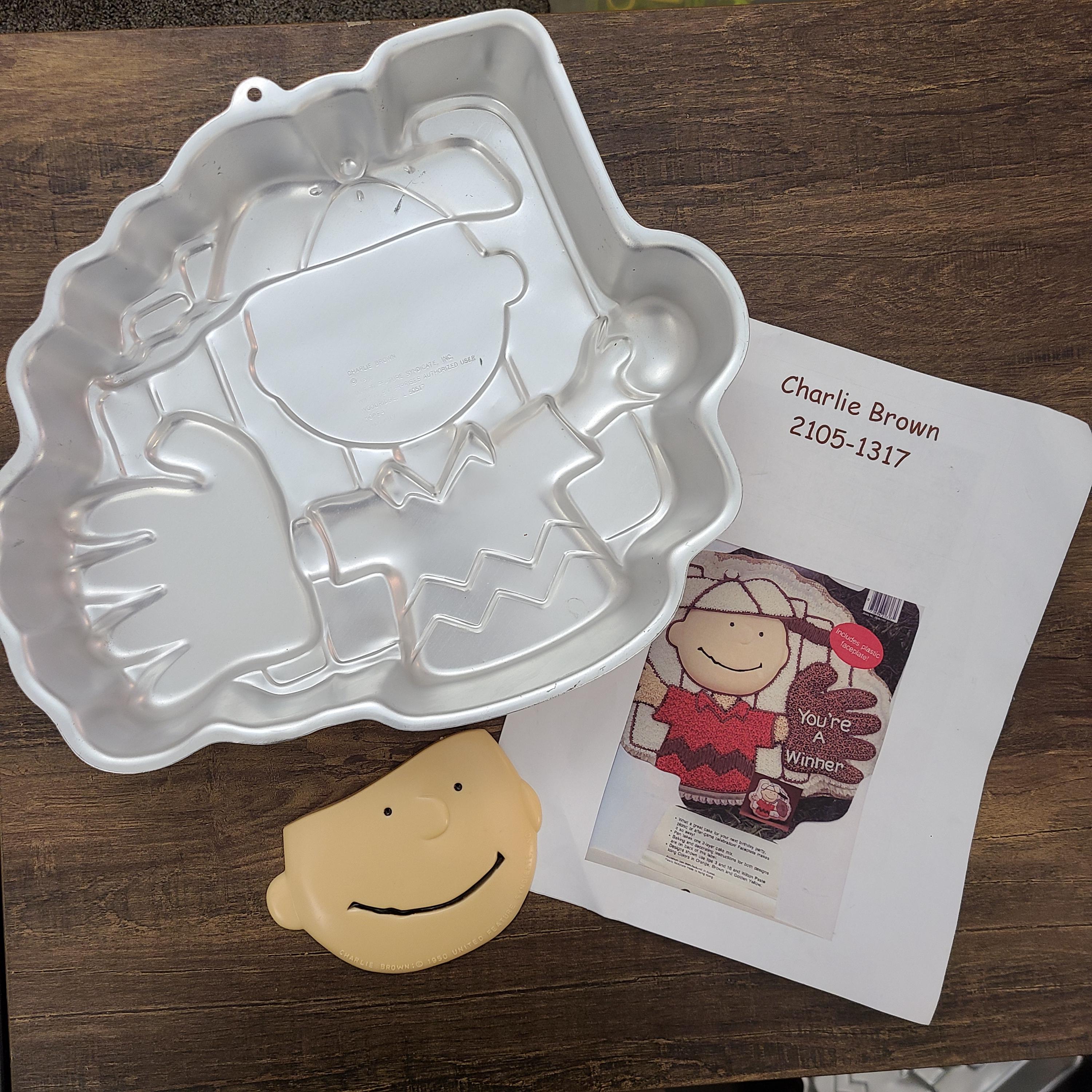 Wilton Snoopy Cake Pan - Etsy
