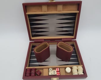 Small Travel Backgammon Set Vintage Game Burgundy Leatherette Fun Family Game Case
