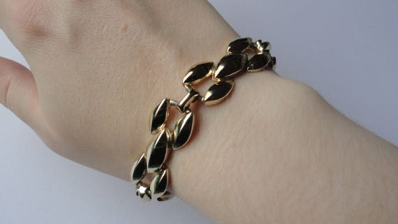 Vintage Gold Tone Metal Bracelet - image 1