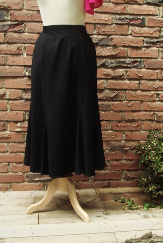 Black Wool Tulip Skirt - image 2