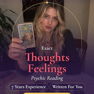 Könnte beinhalten: Eine Tarotkarte mit der Abbildung des Sterns wird hochgehalten, mit Texteinblendungen wie medium Anya, Exact Thoughts Feelings Psychic Reading, 7 Years Experience, Written For You und Same Day Delivery auf dunklem Hintergrund.