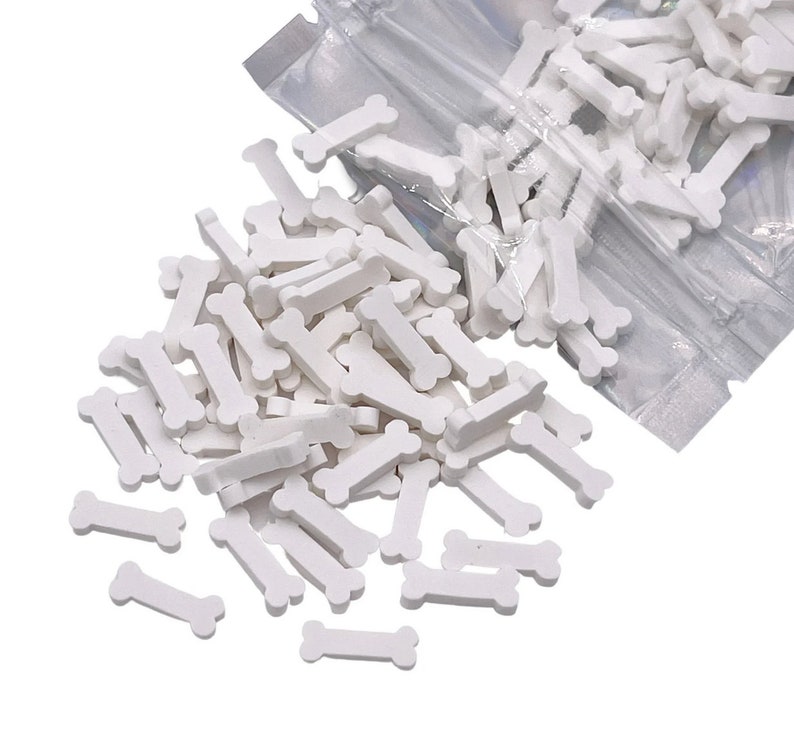 Family Christmas Ornament, 2024 Personalized Family Ornament With Pets