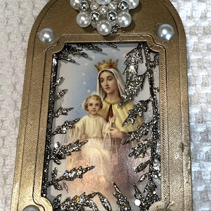 Virgin Mary Shadowbox Shrine