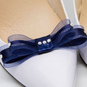 Clip per scarpe blu navy e scintillanti strass