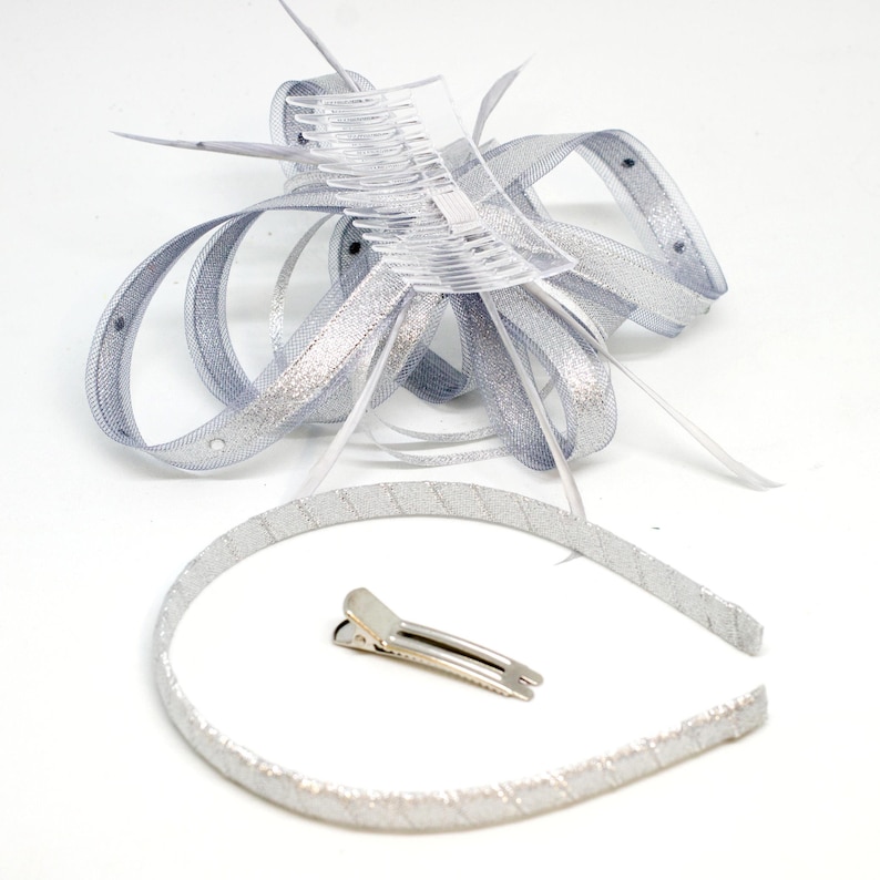 Sparkling silver fascinator with bead cluster and diamante' on a comb, Alice band & clip. 画像 7