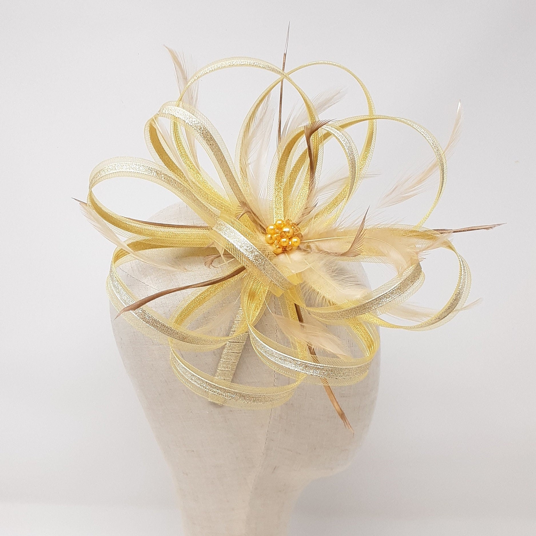 BLESS N°77 FASCINATORS Cable 新品 Metallic Gold Fascinator With Centre Bead Cluster on Comb, Alice